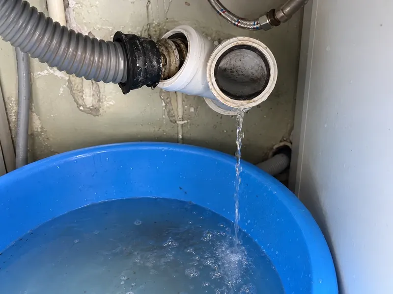 Mutfak gideri ve lavabo tesisatı